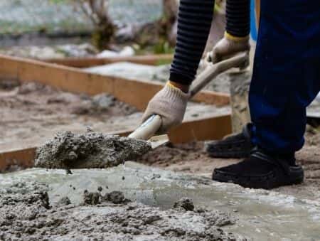 Roadway Construction Accident Leaves Bicyclist With Spinal Cord and Nerve Injuries