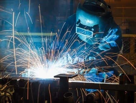 Welder is Killed by Damaged Electrical Connection on Welding Generator