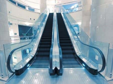 Child Loses Toe in Escalator Accident