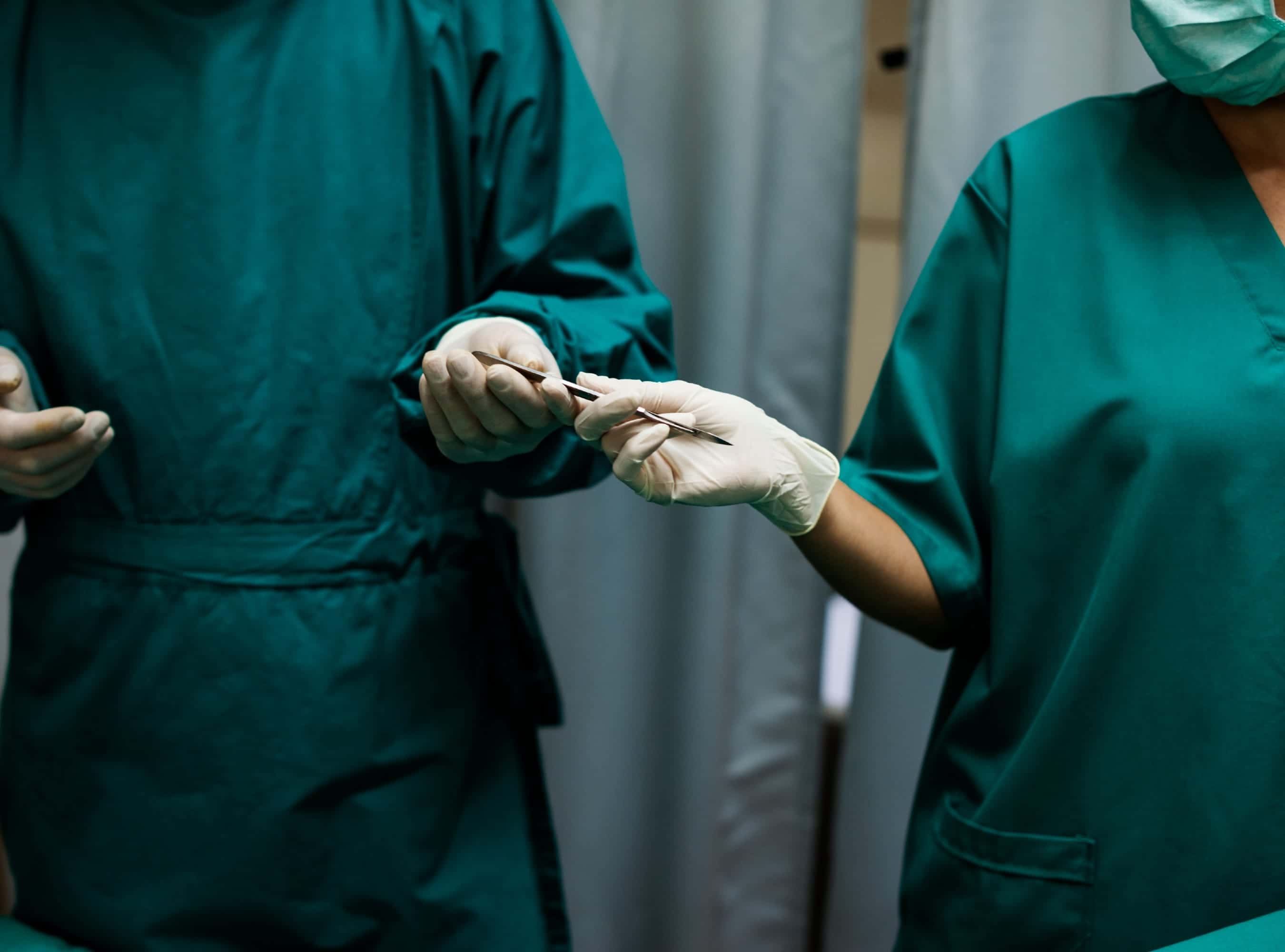 Vascular Surgeon Fails To Schedule Critical Consult, Allegedly Causing Fatal Septic Shock