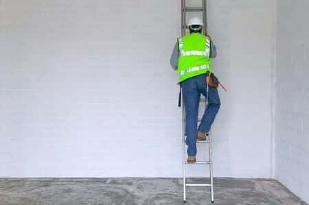 Equipment Leasing Expert: Rented Ladder Was Not Up to Safety Standards